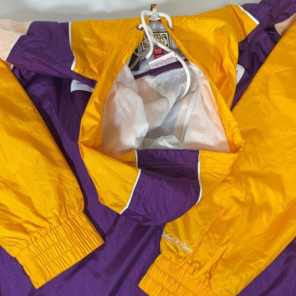 Mitchell & Ness Los Angeles Lakers NBA Highlight Reel Windbreaker Jacket - Picture 6 of 6